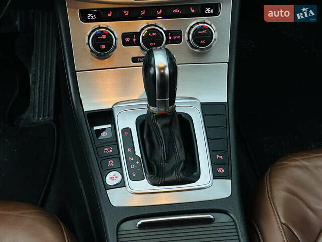 Білий Фольксваген Пассат, об'ємом двигуна 1.8 л та пробігом 259 тис. км за 8900 $, фото 30 на Automoto.ua