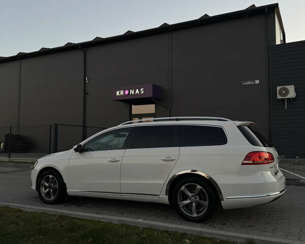 Белый Фольксваген Пассат, объемом двигателя 1.39 л и пробегом 257 тыс. км за 9300 $, фото 2 на Automoto.ua