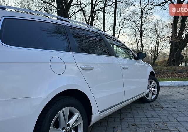 Белый Фольксваген Пассат, объемом двигателя 1.4 л и пробегом 256 тыс. км за 6750 $, фото 35 на Automoto.ua