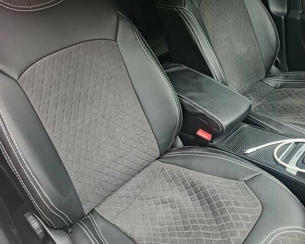 Білий Фольксваген Пассат, об'ємом двигуна 2 л та пробігом 274 тис. км за 10000 $, фото 4 на Automoto.ua