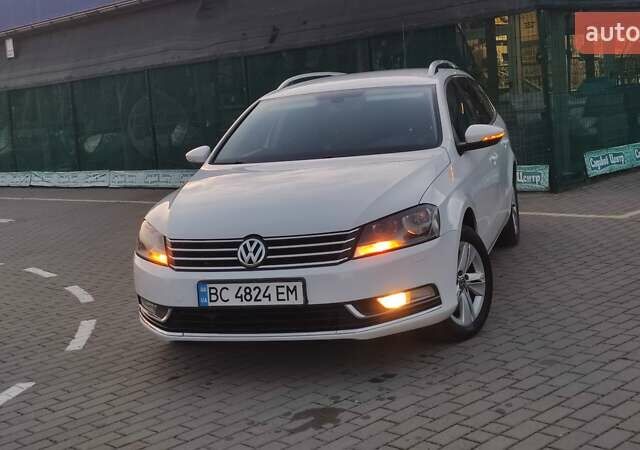 Фольксваген Пассат 2012 у Дрогобичі на Automoto.ua Білий Фольксваген Пассат, об'ємом двигуна 1.4 л та пробігом 256 тис. км за 6750 $, фото 12 на Automoto.ua