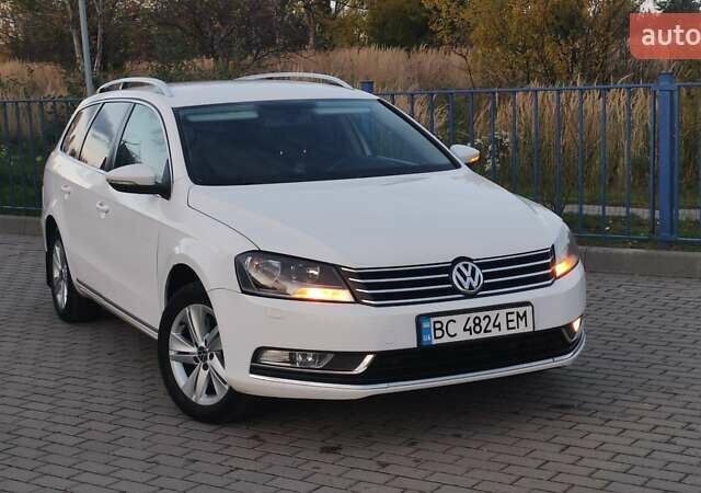 Фольксваген Пассат 2012 у Дрогобичі на Automoto.ua Білий Фольксваген Пассат, об'ємом двигуна 1.4 л та пробігом 256 тис. км за 6750 $, фото 1 на Automoto.ua