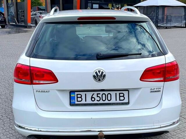 Белый Фольксваген Пассат, объемом двигателя 2 л и пробегом 250 тыс. км за 9500 $, фото 5 на Automoto.ua