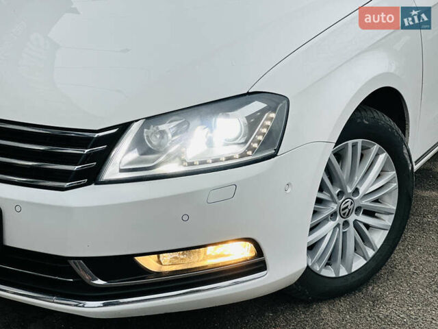 Білий Фольксваген Пассат, об'ємом двигуна 1.8 л та пробігом 259 тис. км за 8900 $, фото 10 на Automoto.ua