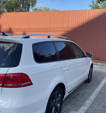 Белый Фольксваген Пассат, объемом двигателя 1.6 л и пробегом 215 тыс. км за 10000 $, фото 10 на Automoto.ua