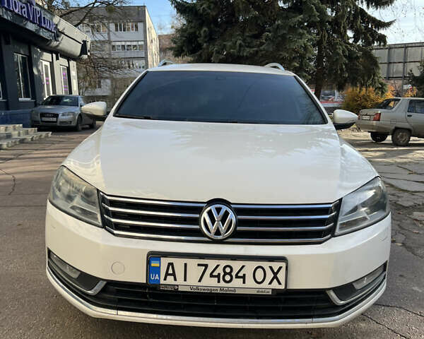 Белый Фольксваген Пассат, объемом двигателя 1.39 л и пробегом 330 тыс. км за 6900 $, фото 1 на Automoto.ua