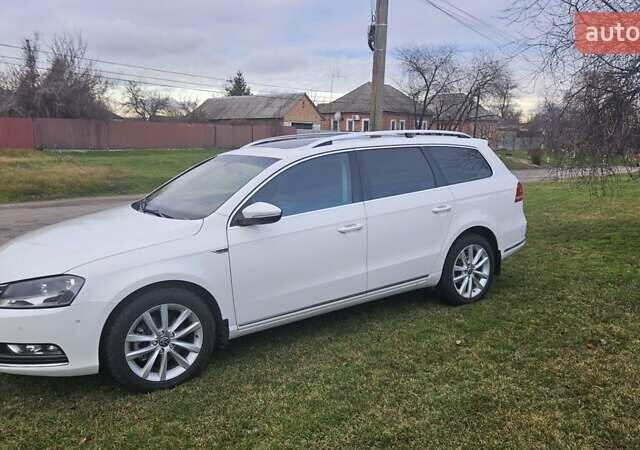 Белый Фольксваген Пассат, объемом двигателя 1.97 л и пробегом 240 тыс. км за 12300 $, фото 3 на Automoto.ua