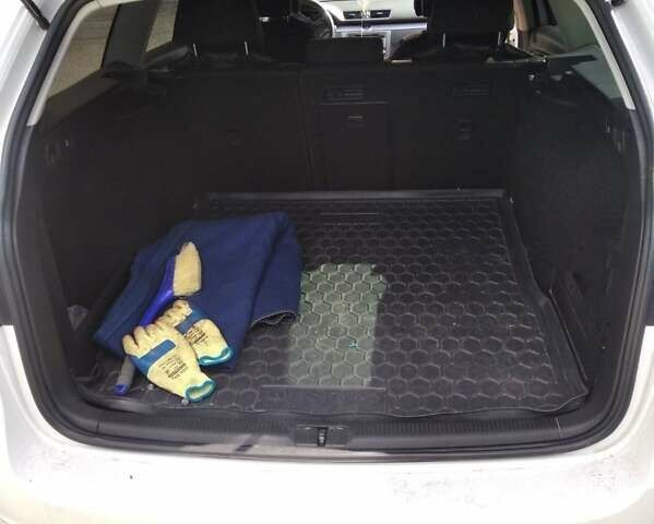 Білий Фольксваген Пассат, об'ємом двигуна 2 л та пробігом 260 тис. км за 12200 $, фото 12 на Automoto.ua