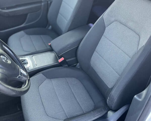 Белый Фольксваген Пассат, объемом двигателя 2 л и пробегом 238 тыс. км за 9500 $, фото 20 на Automoto.ua