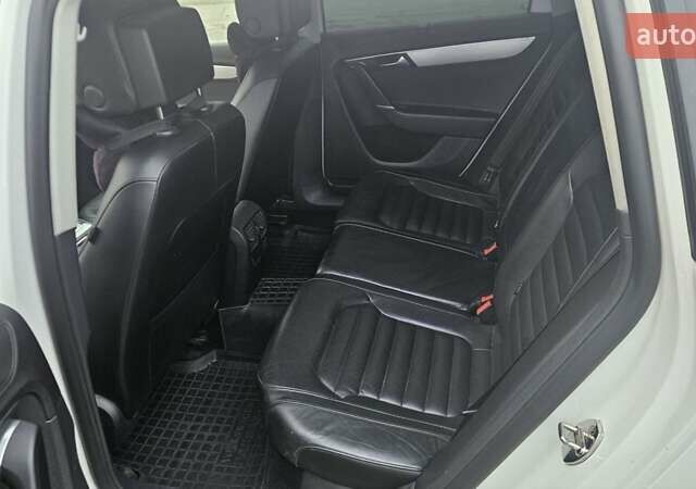 Белый Фольксваген Пассат, объемом двигателя 1.97 л и пробегом 240 тыс. км за 12300 $, фото 13 на Automoto.ua