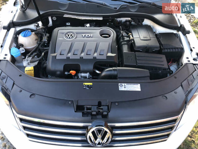 Білий Фольксваген Пассат, об'ємом двигуна 2 л та пробігом 217 тис. км за 10500 $, фото 13 на Automoto.ua