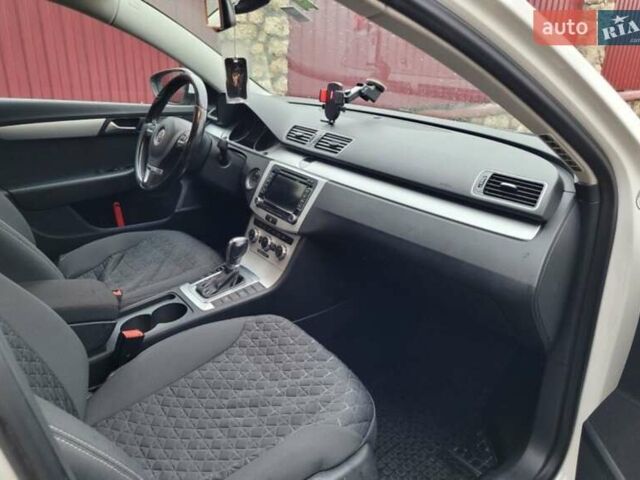 Белый Фольксваген Пассат, объемом двигателя 1.97 л и пробегом 260 тыс. км за 10400 $, фото 4 на Automoto.ua