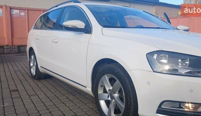 Білий Фольксваген Пассат, об'ємом двигуна 2 л та пробігом 95 тис. км за 13100 $, фото 6 на Automoto.ua