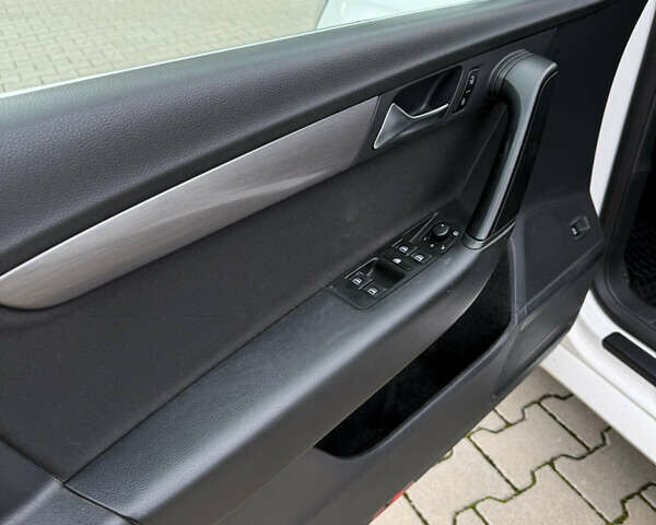 Белый Фольксваген Пассат, объемом двигателя 1.97 л и пробегом 273 тыс. км за 10250 $, фото 12 на Automoto.ua