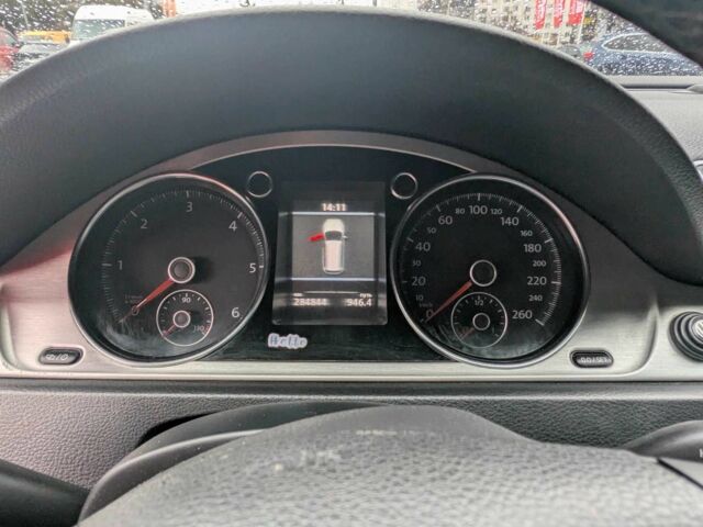 Фольксваген Пассат 2013 в Ивано-Франковске на Automoto.ua Белый Фольксваген Пассат, объемом двигателя 2 л и пробегом 280 тыс. км за 10900 $, фото 13 на Automoto.ua