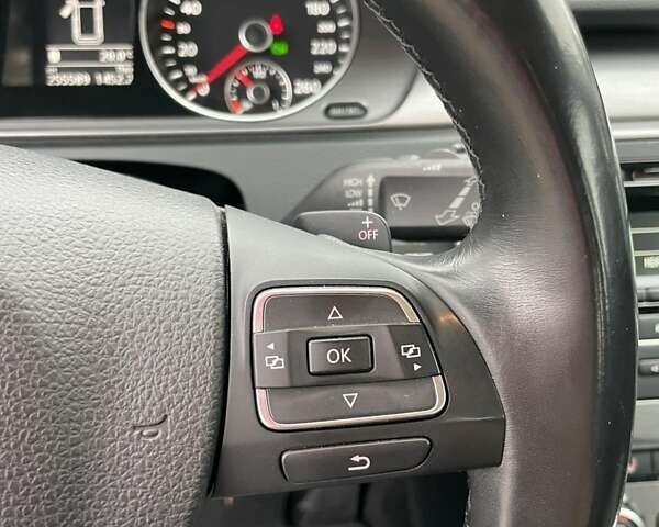 Білий Фольксваген Пассат, об'ємом двигуна 1.97 л та пробігом 255 тис. км за 11900 $, фото 41 на Automoto.ua