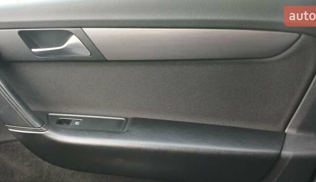 Білий Фольксваген Пассат, об'ємом двигуна 2 л та пробігом 95 тис. км за 12950 $, фото 23 на Automoto.ua