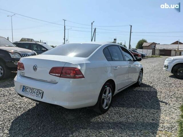 Белый Фольксваген Пассат, объемом двигателя 2 л и пробегом 225 тыс. км за 9800 $, фото 6 на Automoto.ua