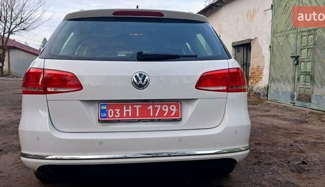 Білий Фольксваген Пассат, об'ємом двигуна 2 л та пробігом 95 тис. км за 12950 $, фото 15 на Automoto.ua