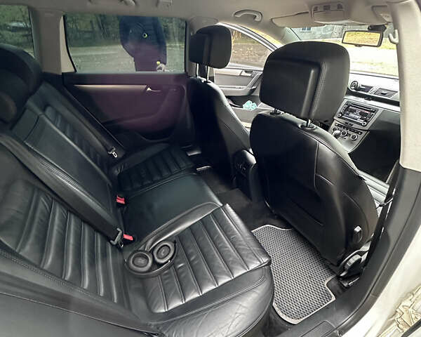 Белый Фольксваген Пассат, объемом двигателя 2 л и пробегом 301 тыс. км за 11500 $, фото 15 на Automoto.ua