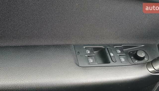 Білий Фольксваген Пассат, об'ємом двигуна 2 л та пробігом 95 тис. км за 12950 $, фото 24 на Automoto.ua