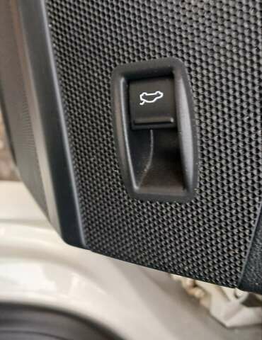 Білий Фольксваген Пассат, об'ємом двигуна 2 л та пробігом 95 тис. км за 12950 $, фото 21 на Automoto.ua