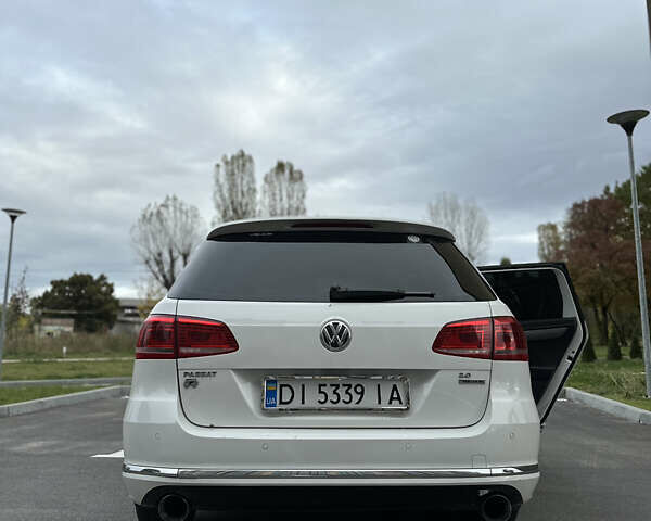 Белый Фольксваген Пассат, объемом двигателя 2 л и пробегом 301 тыс. км за 11500 $, фото 4 на Automoto.ua
