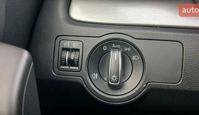 Білий Фольксваген Пассат, об'ємом двигуна 2 л та пробігом 95 тис. км за 12950 $, фото 25 на Automoto.ua