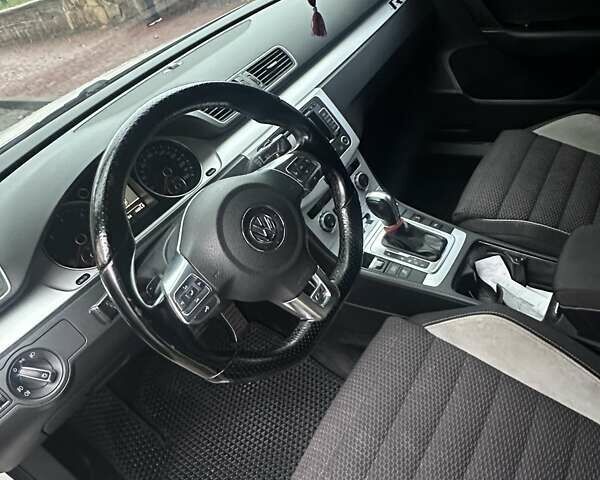 Белый Фольксваген Пассат, объемом двигателя 1.97 л и пробегом 290 тыс. км за 10500 $, фото 10 на Automoto.ua