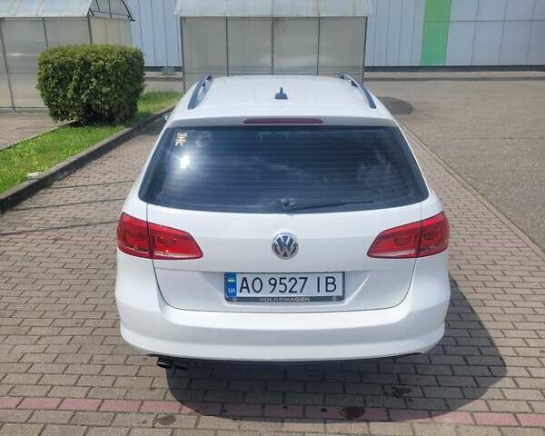 Білий Фольксваген Пассат, об'ємом двигуна 1.97 л та пробігом 270 тис. км за 11000 $, фото 4 на Automoto.ua