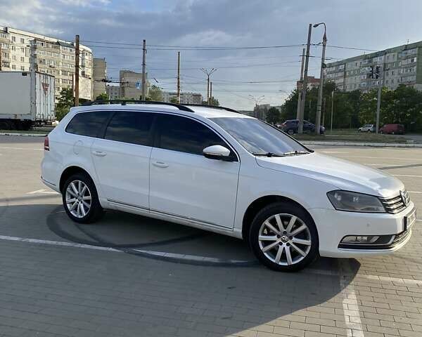 Білий Фольксваген Пассат, об'ємом двигуна 1.97 л та пробігом 326 тис. км за 10000 $, фото 4 на Automoto.ua