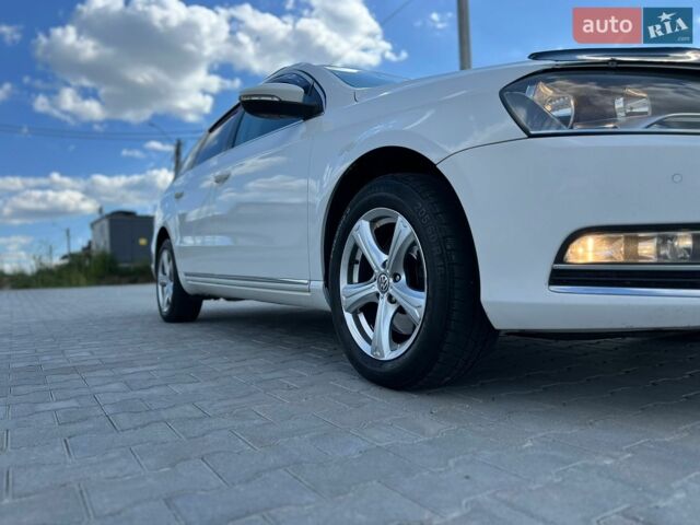 Белый Фольксваген Пассат, объемом двигателя 1.97 л и пробегом 252 тыс. км за 9500 $, фото 6 на Automoto.ua