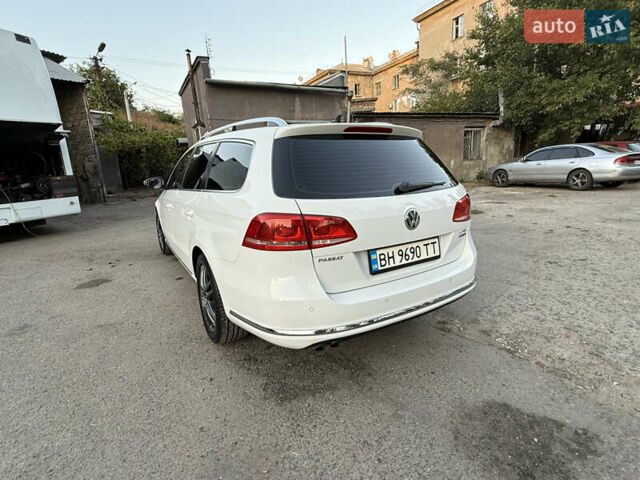 Білий Фольксваген Пассат, об'ємом двигуна 1.97 л та пробігом 190 тис. км за 13000 $, фото 3 на Automoto.ua