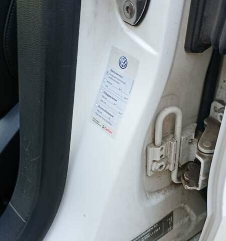 Белый Фольксваген Пассат, объемом двигателя 1.97 л и пробегом 270 тыс. км за 10400 $, фото 14 на Automoto.ua