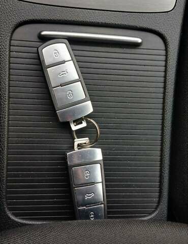 Білий Фольксваген Пассат, об'ємом двигуна 2 л та пробігом 95 тис. км за 12950 $, фото 35 на Automoto.ua