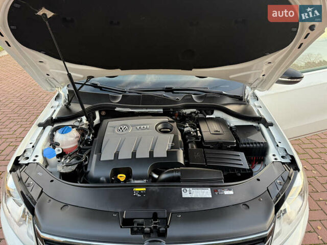 Белый Фольксваген Пассат, объемом двигателя 1.6 л и пробегом 227 тыс. км за 11999 $, фото 73 на Automoto.ua