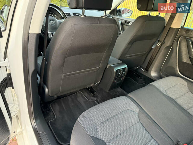 Белый Фольксваген Пассат, объемом двигателя 1.6 л и пробегом 227 тыс. км за 11999 $, фото 36 на Automoto.ua