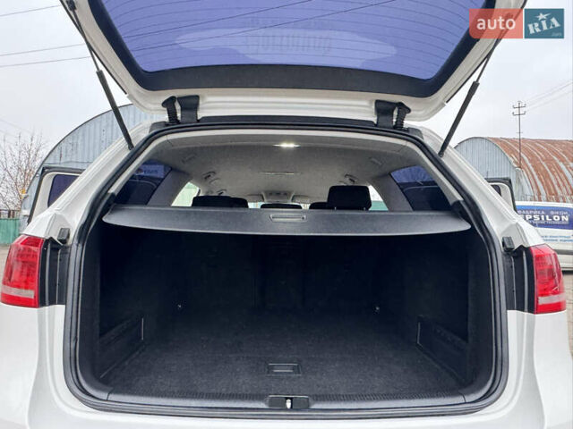 Білий Фольксваген Пассат, об'ємом двигуна 2 л та пробігом 276 тис. км за 12300 $, фото 63 на Automoto.ua