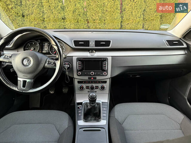 Белый Фольксваген Пассат, объемом двигателя 1.6 л и пробегом 227 тыс. км за 11999 $, фото 57 на Automoto.ua