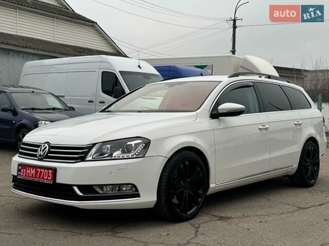 Білий Фольксваген Пассат, об'ємом двигуна 2 л та пробігом 276 тис. км за 12300 $, фото 2 на Automoto.ua