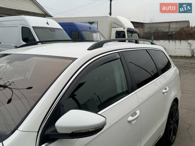 Білий Фольксваген Пассат, об'ємом двигуна 2 л та пробігом 276 тис. км за 12300 $, фото 23 на Automoto.ua