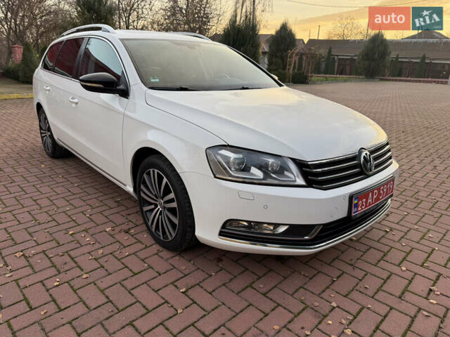 Белый Фольксваген Пассат, объемом двигателя 1.6 л и пробегом 227 тыс. км за 11999 $, фото 7 на Automoto.ua