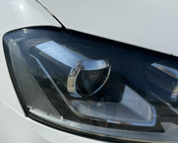 Белый Фольксваген Пассат, объемом двигателя 1.6 л и пробегом 256 тыс. км за 10300 $, фото 10 на Automoto.ua