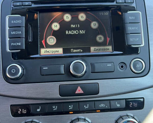 Белый Фольксваген Пассат, объемом двигателя 1.6 л и пробегом 256 тыс. км за 10300 $, фото 15 на Automoto.ua