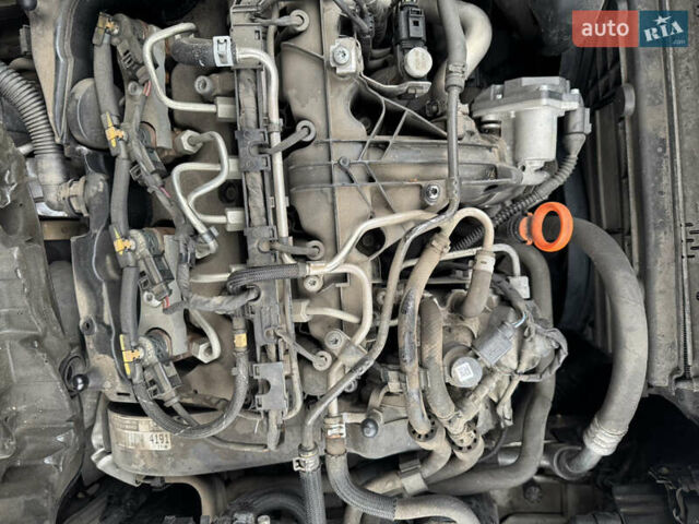 Білий Фольксваген Пассат, об'ємом двигуна 2 л та пробігом 276 тис. км за 12300 $, фото 70 на Automoto.ua