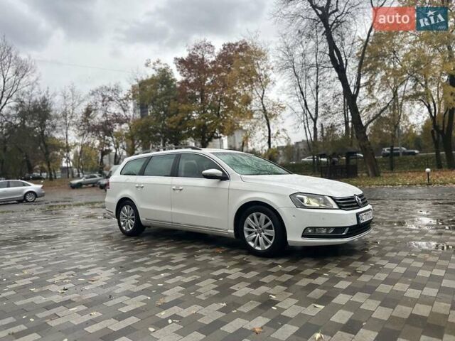 Белый Фольксваген Пассат, объемом двигателя 1.97 л и пробегом 245 тыс. км за 13500 $, фото 7 на Automoto.ua