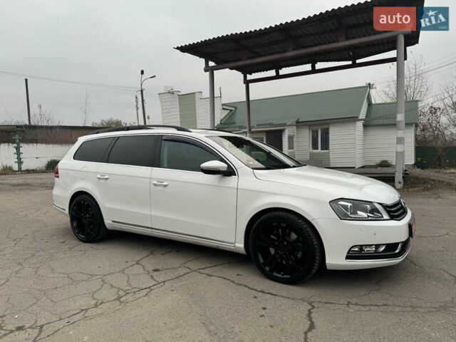 Білий Фольксваген Пассат, об'ємом двигуна 2 л та пробігом 276 тис. км за 12300 $, фото 9 на Automoto.ua
