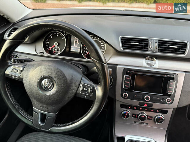 Белый Фольксваген Пассат, объемом двигателя 1.6 л и пробегом 227 тыс. км за 11999 $, фото 68 на Automoto.ua