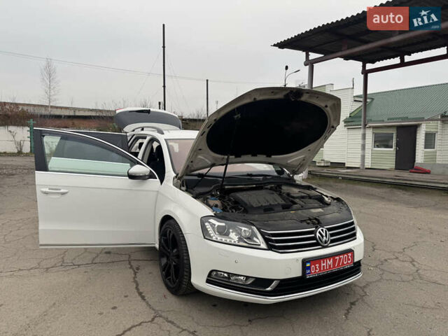 Білий Фольксваген Пассат, об'ємом двигуна 2 л та пробігом 276 тис. км за 12300 $, фото 73 на Automoto.ua