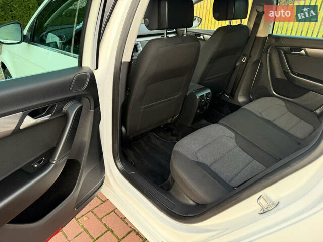 Белый Фольксваген Пассат, объемом двигателя 1.6 л и пробегом 227 тыс. км за 11999 $, фото 38 на Automoto.ua